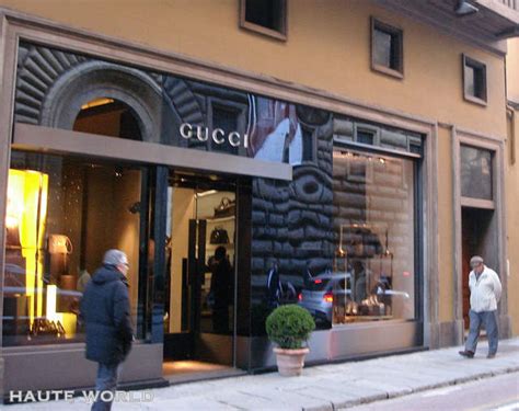 Gucci outlet florence italy